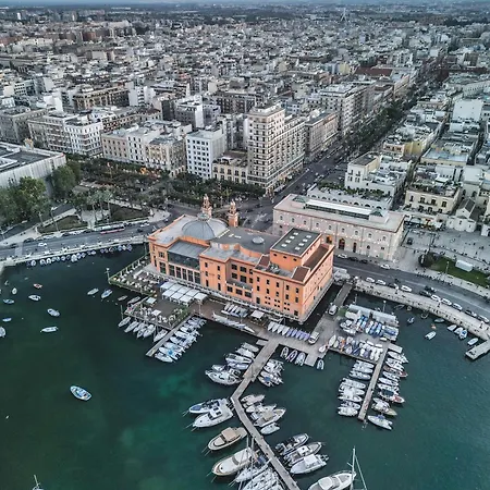 - Centro * Bari