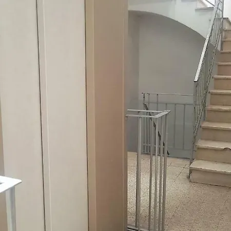 - Centro * בארי